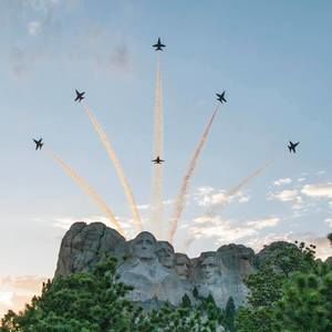 Meet your Posher, Marie